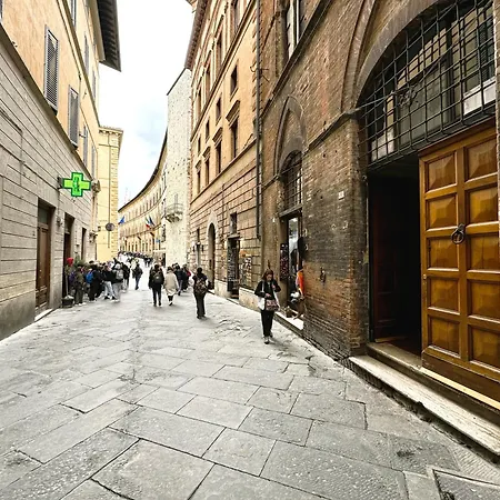 Marilyn - Near The Duomo Apartment Siena